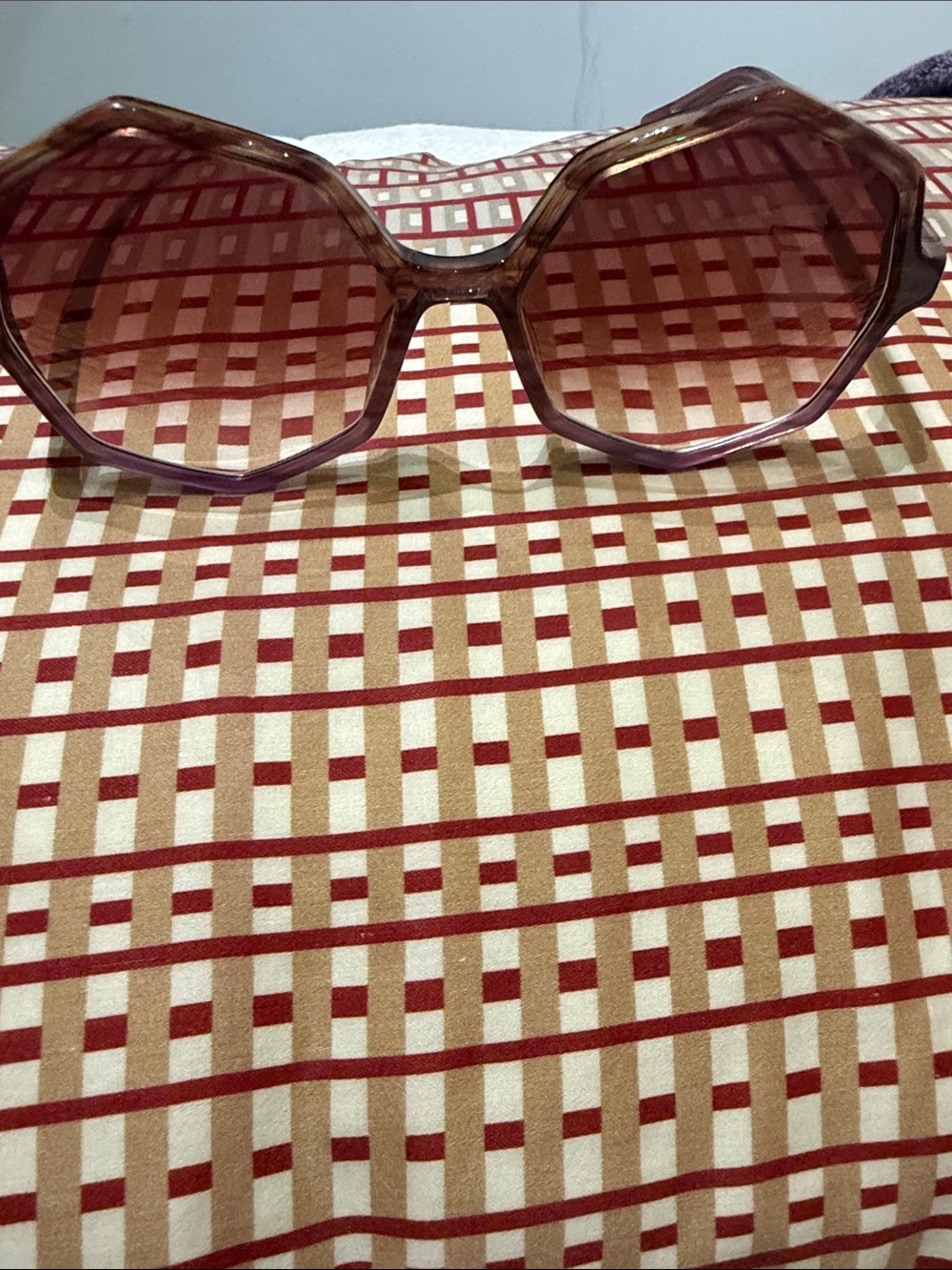 Women’s Oversized Pink Gradient Sunglasses